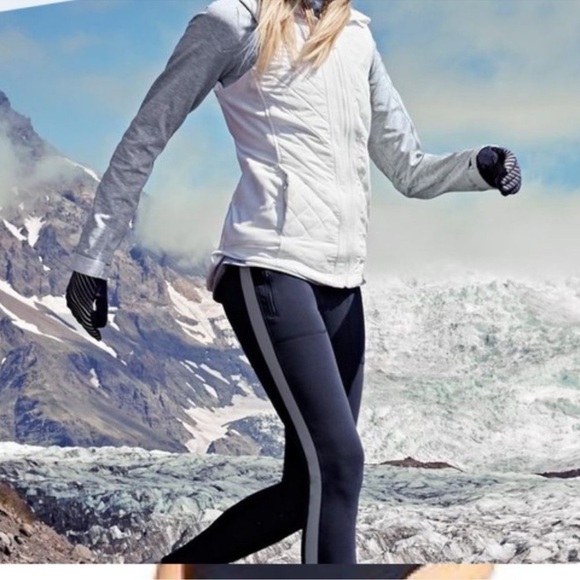 Athleta Street To Summit Tight Fleece Lined Reflective Legging Pants Black - Picture 4 of 10